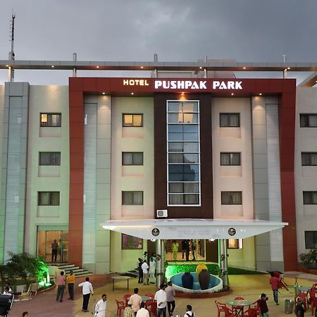 Hotel Pushpak Park Osmanabad Luaran gambar