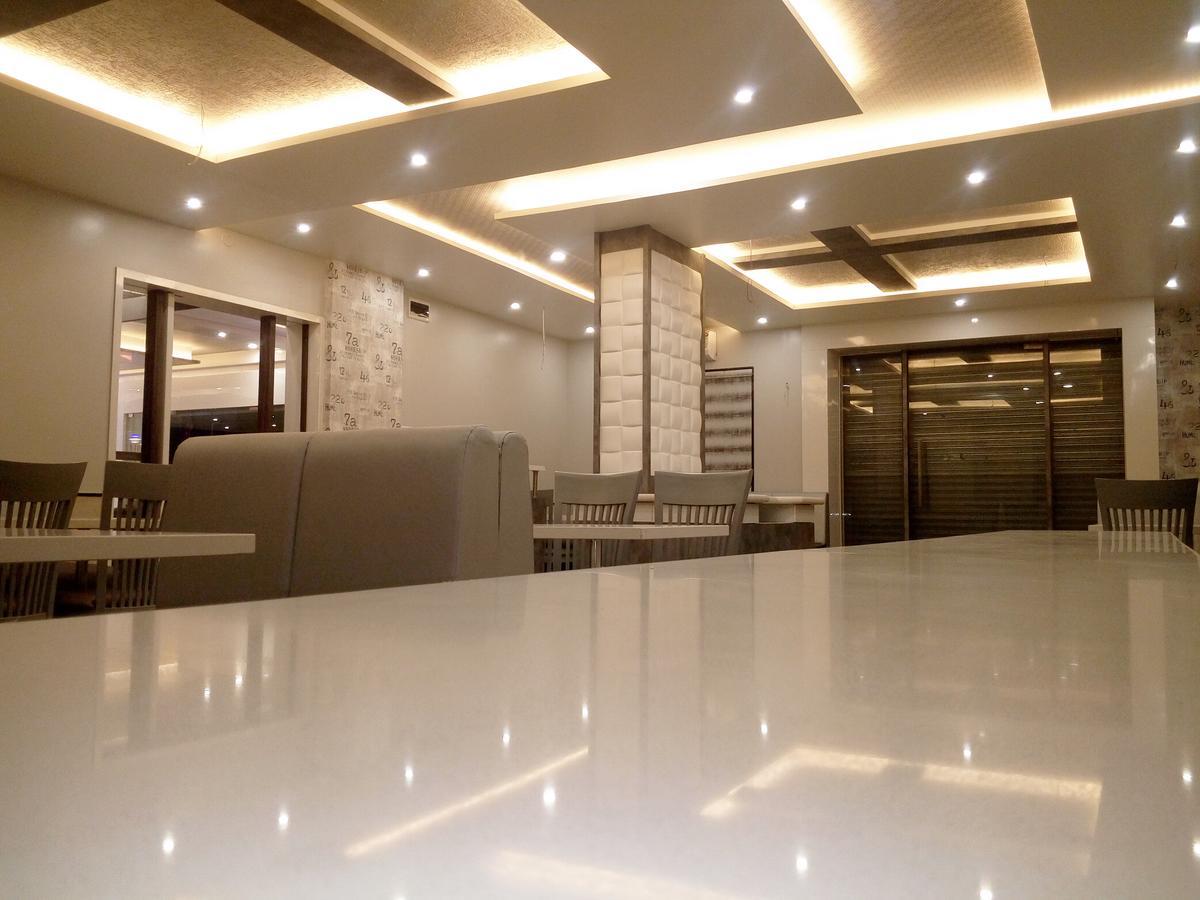 Hotel Pushpak Park Osmanabad Luaran gambar